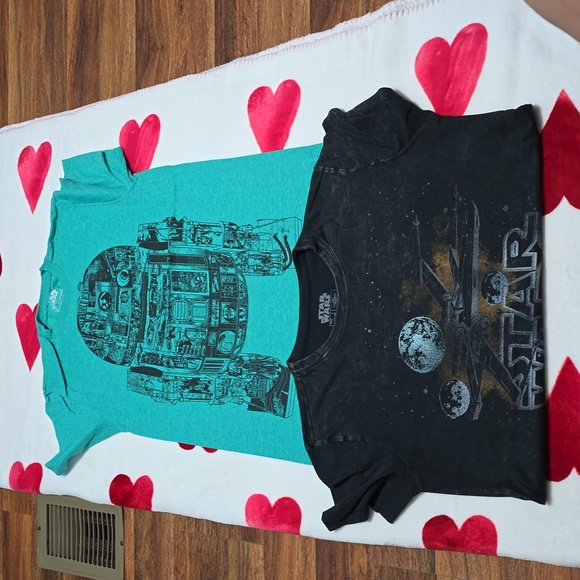 STAR WARS Other - STAR WARS T-shirts. Size: Small and XS.